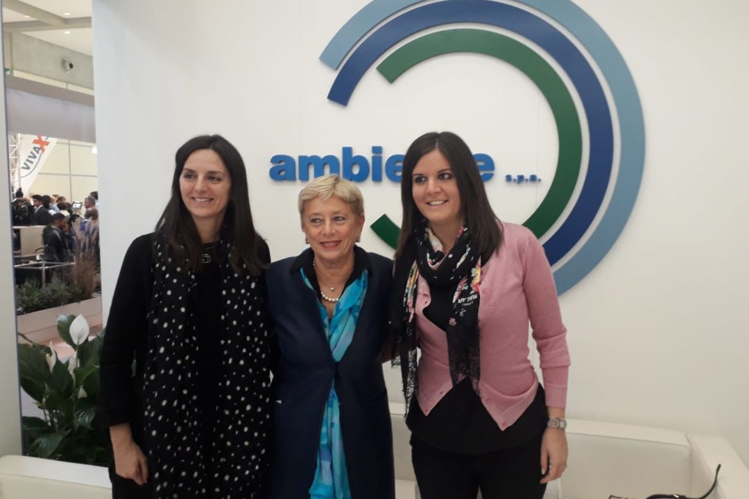 La regione Toscana visita lo stand di  ambiente spa