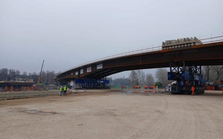 Completato il varo del nuovo ponte carrabile nell’ambito della Linea Tramviaria 3.2.1 di Firenze